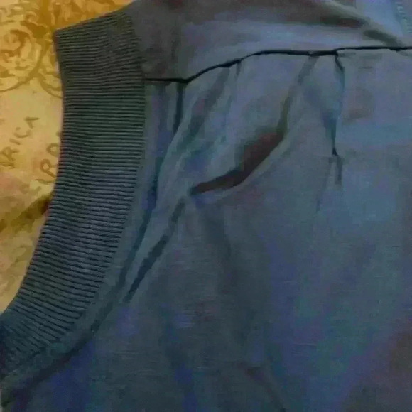 Ladies St John’s Bay cap sleeves and neck collar . - Picture 3 of 6